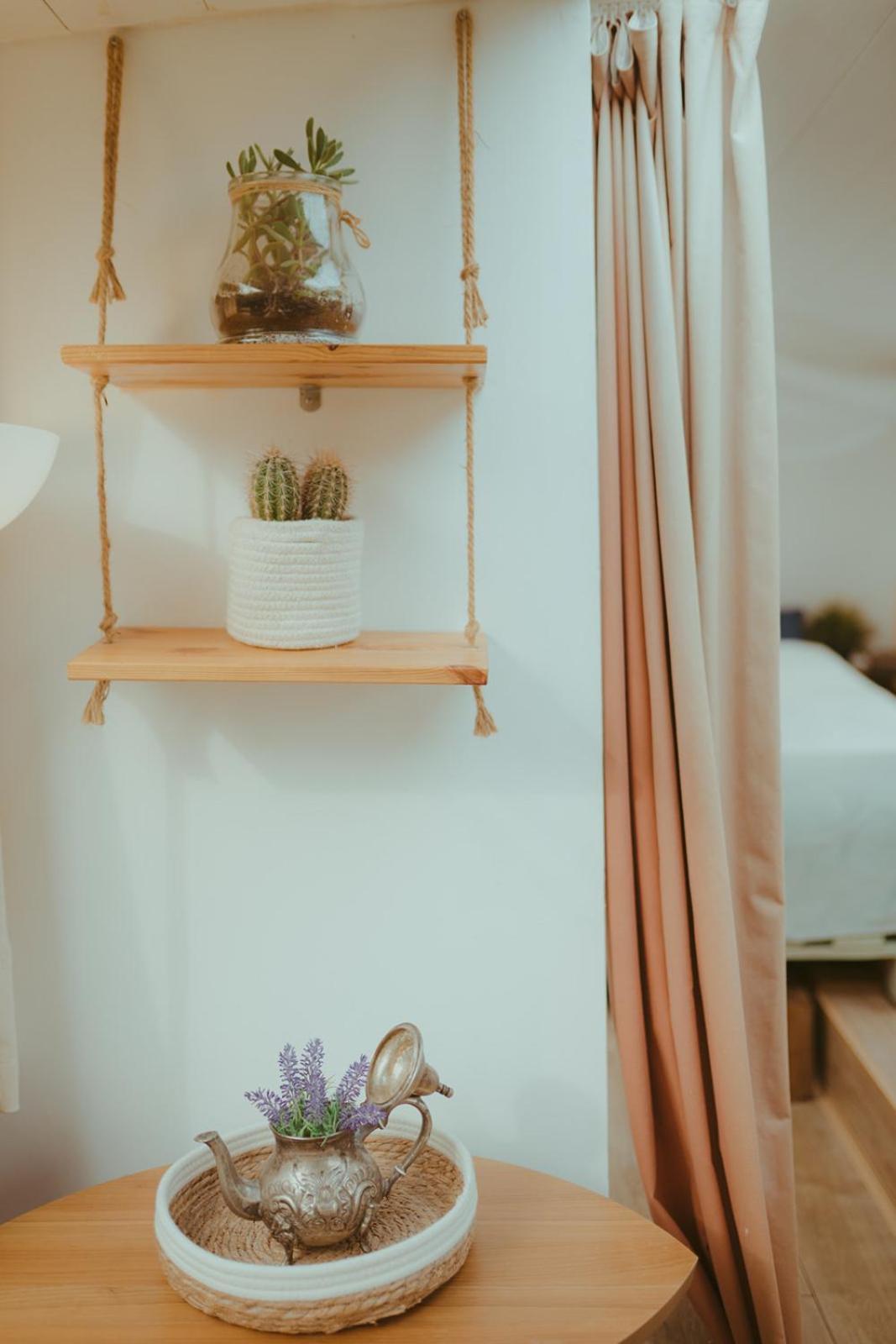The Amazing Inacio Bus Converted Home Сінтра Екстер'єр фото